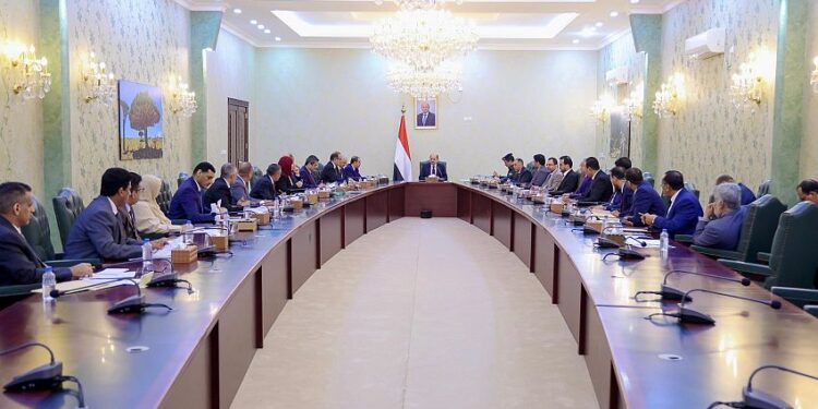 مجلس الوزراء يقر إصلاحات مالية ويعتمد إنشاء هيئة لشؤون الجرحى