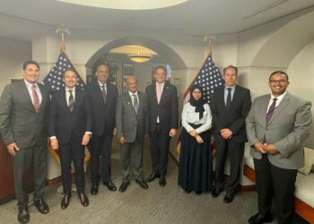 وفد حكومي يبحث مع مساعد وزير الخارجية الأمريكي سبل تطوير الشراكة