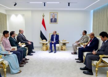 رئيس الوزراء يبحث مع  المدير الإقليمي لمنظمةالهجرة تدفقات المهاجرين إلى اليمن