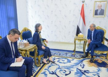 الصبيحي  يبحث مع  السفيرة الفرنسية  مستجدات الأوضاع على الساحة الوطنية