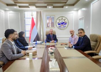 وزير النقل يبحث   آليات تطوير أمن الطيران وتأهيل الكوادر الوطنية