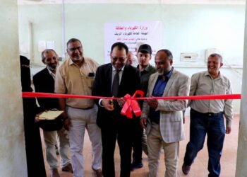 الكاف يدشن تشغيل معدات داعمة لكهرباء الريف ووضع حجر الأساس لمشروع محطات التوليد بسيئون