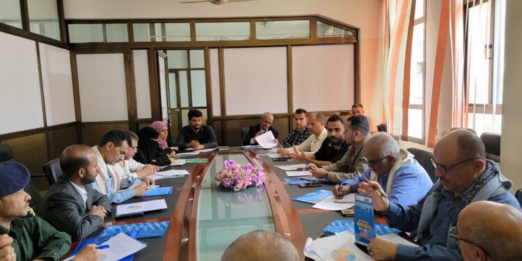 اجتماع بتعز يقر إنشاء غرفة عمليات لمواجهة الكوارث