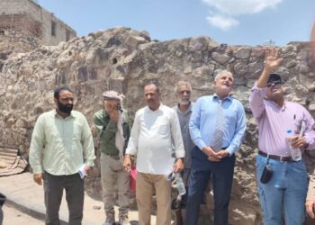 اجتماع بتعز يناقش معالجة تسرب المياه بجامع المظفر التاريخي