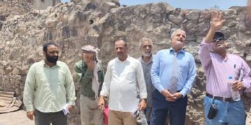 اجتماع بتعز يناقش معالجة تسرب المياه بجامع المظفر التاريخي