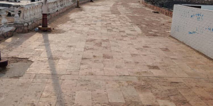 المحكمة التجارية الابتدائية  تقضي بفسخ اتفاقية تأجير” كورنيش المكلا القديمة”