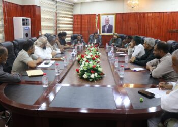 اجتماع في المهرة يناقش اشكاليات نقص إمدادات الديزل في قطاع الكهرباء