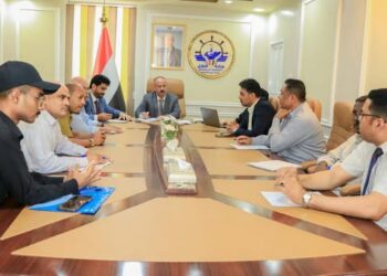 وزير النقل  يناقش  اوضاع  مكاتب الوزراه بالمحافظات المحرره  وتعزيز التنسيق بينهم