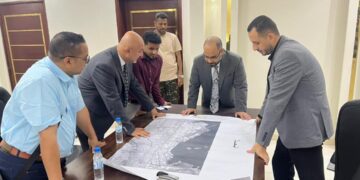 لقاء تشاوري برئاسة وزير الاتصالات يناقش رفع كفاءة الخدمات في المحافظات المحررة