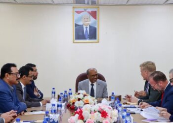 بامقاء يبحث مع المبعوث الأممي التحديات التي تواجه قطاع النفط والغاز