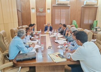 وزير الصحة يرأس اجتماع المجلس العام للمعاهد الصحية في عدن