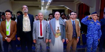 المخلافي يدشّن معرض كتاب مصغّر بمناسبة اليوم العالمي للكتاب  بتعز