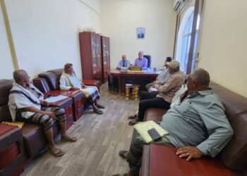 وكيل تعز يتفقد أضرار السيول في المخا ويؤكد ضرورة الاستجابة العاجلة