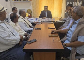 اجتماع في   سقطرى يناقش الاستعدادات الغذائية لموسم الخريف