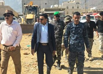 حملة ميدانية لإزالة أسواق بيع الأسماك من الشوارع بحديبوه  بسقطري