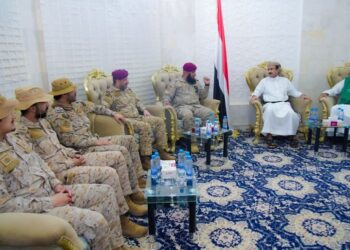 محافظ شبوة يبحث مع قيادة التحالف تعزيز الجهود لترسيخ الأمن ورفع معدلات التنمية