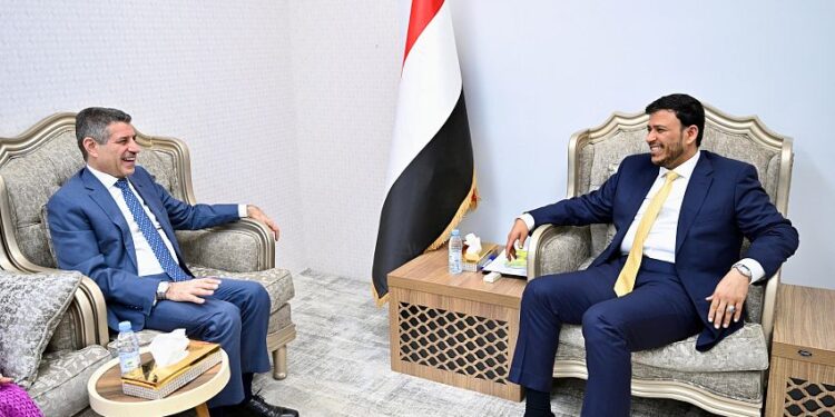 عبدالله العليمي يبحث مع سفير الولايات المتحدة مستجدات الأوضاع على الساحة الوطنية