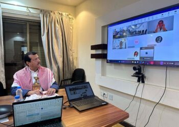 وكيل مأرب يبحث مع الاغذية العالمي  مشروع المساعدات الطارئة