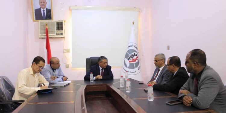 وزير التعليم العالي يناقش مع مؤسسة العون تعزيز جودة التعليم والتحول الرقمي