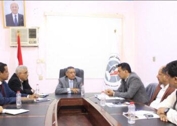 اجتماع في عدن يناقش وضع العملية التعليمية في جامعة ارخبيل سقطرى