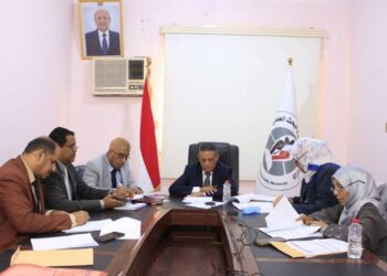 وزير التعليم العالي يجتمع بلجنة مراجعة البرامج والكليات بالجامعات الحكومية