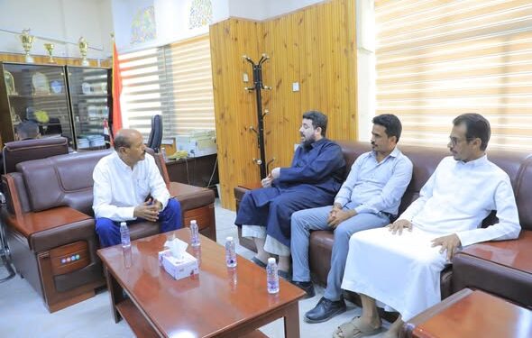 وكيل   حضرموت  يشيد بتدخلات مؤسسة نهد التنموية في القطاعات المختلفة