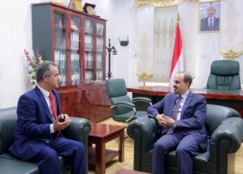 الإرياني يتسلم دعوة للمشاركة في الاجتماع الوزاري لوزراء الإعلام العرب