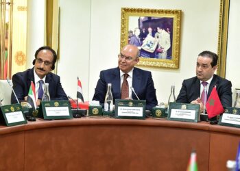 السفير الأصبحي يشارك في الملتقى الدبلوماسي بالرباط ويشيد بالتجربة الديمقراطية المغربية