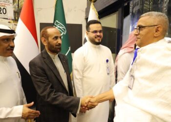 وكيل الأوقاف المساعد يستقبل افواج الحجاج في مكة المكرمة