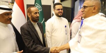 وكيل الأوقاف المساعد يستقبل افواج الحجاج في مكة المكرمة