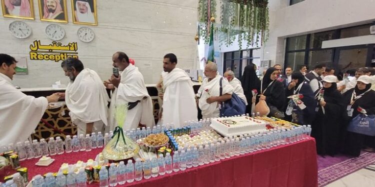حجاج يمنيون يشيدون بجهود السعودية في خدمة ضيوف الرحمن وتسهيل أداء المناسك