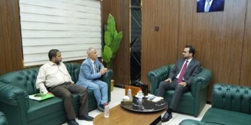 وزير الخدمة المدنية يناقش مع عدد من رؤساء الجامعات أوضاع الكادر الأكاديمي وملف التسويات