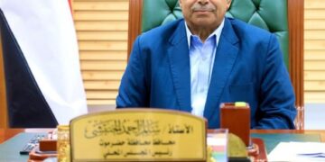 الخنبشي يهنئ عمال حضرموت واليمن باليوم العالمي