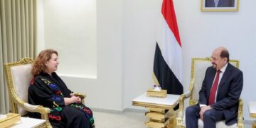 رئيس الوزراء يبحث مع ممثلة البرنامج الانمائي تعزيز التعاون بين الجانبين