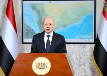 العليمي يطلق  رؤية وطنية جامعة لتعزيز الشراكة واستكمال معركة استعادة مؤسسات الدولة