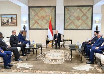 العليمي يتلقي رساله  من الرئيس الموريتاني تتعلق بالعلاقات الثنائيه
