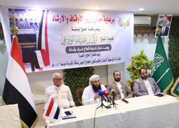 وزير الأوقاف يلتقي اللجنة الطبية في بعثة الحج ويحذر من أي تقصير