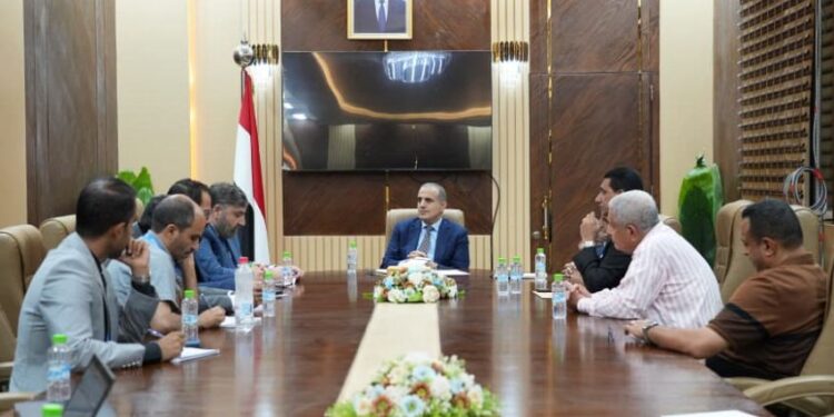وزير الصحة يطلع على سير تنفيذ أنشطة مشروع الصندوق العالمي لمكافحة الملاريا والسل والإيدز