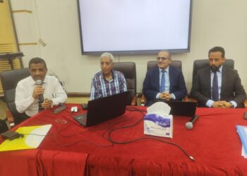 وزير الصحة يفتتح الدورة التدريبية المكثفة في ممارسات التصنيع الجيد (GMP)