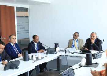 اليمن يشارك في اجتماع رباعي لوزراء الصحة بجنيف