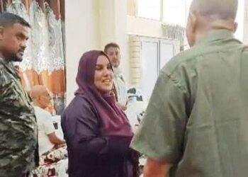 وزيرة شؤون المرأة تتفقد أوضاع دار رعاية المسنين بعدن