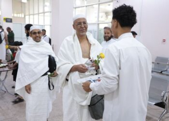 تدشين أولى رحلات تفويج الحجاج من مطار سيئون الدولي إلى جدة