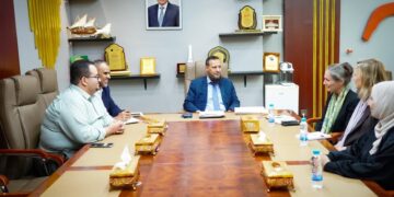 محافظ عدن : المشاريع المستدامة محل تقدير وحريصون على تحديث ماستر بلان الميناء