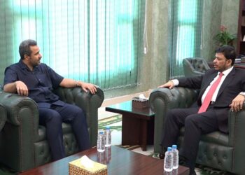 عبدالله العليمي يشيد بجهود السلطة المحلية بلحج وعدن في تعزيز الأمن وتحسين الخدمات