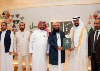 وزير الأوقاف يتسلم وثيقة “الترتيبات الأولية” لموسم حج 1448هـ