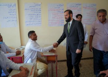 محافظ أبين يدشن امتحانات التعليم الفني  ويتفقد حزمة دورات تدريبية مهنية