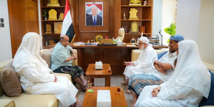 الخنبشي يؤكد أهمية دور العلماء في دعم جهود الاستقرار بحضرموت