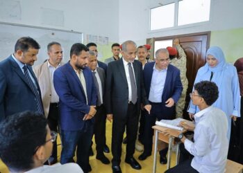 الصبيحي يدشّن اختبارات الثانوية العامة  ويؤكد دعم القيادة السياسية لقطاع التعليم