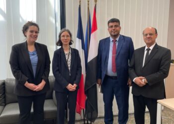 وكيل وزارة الصحة يبحث مع السفيرة الفرنسية تعزيز التعاون المشترك
