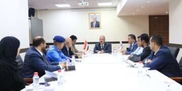 العمري يناقش  تطوير الأداء وتعزيز الحوكمة   لهيئة  النقل البري